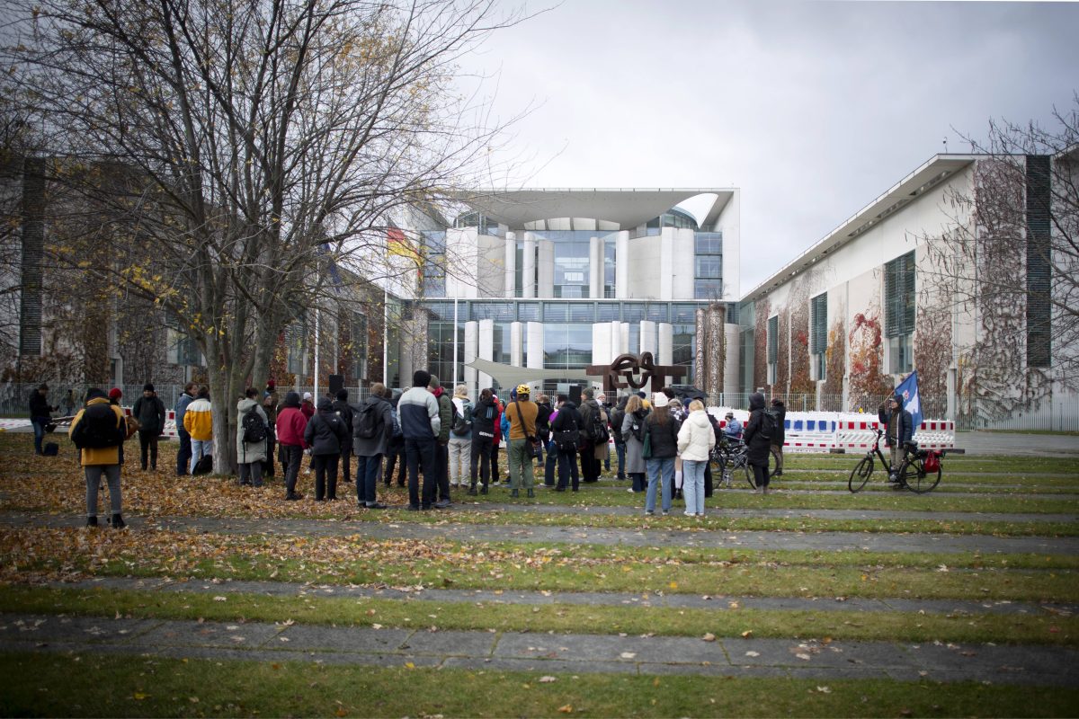 Symbolbild. Protest vor dem Kanzleramt.