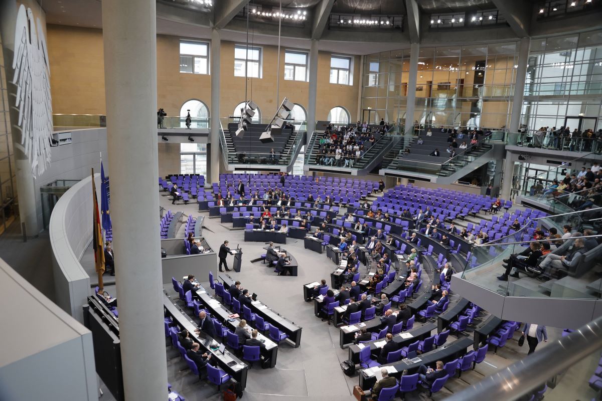 Die DiÃ¤ten der Abgeordneten im Bundestag erhÃ¶hen sich zum 1. Juli.