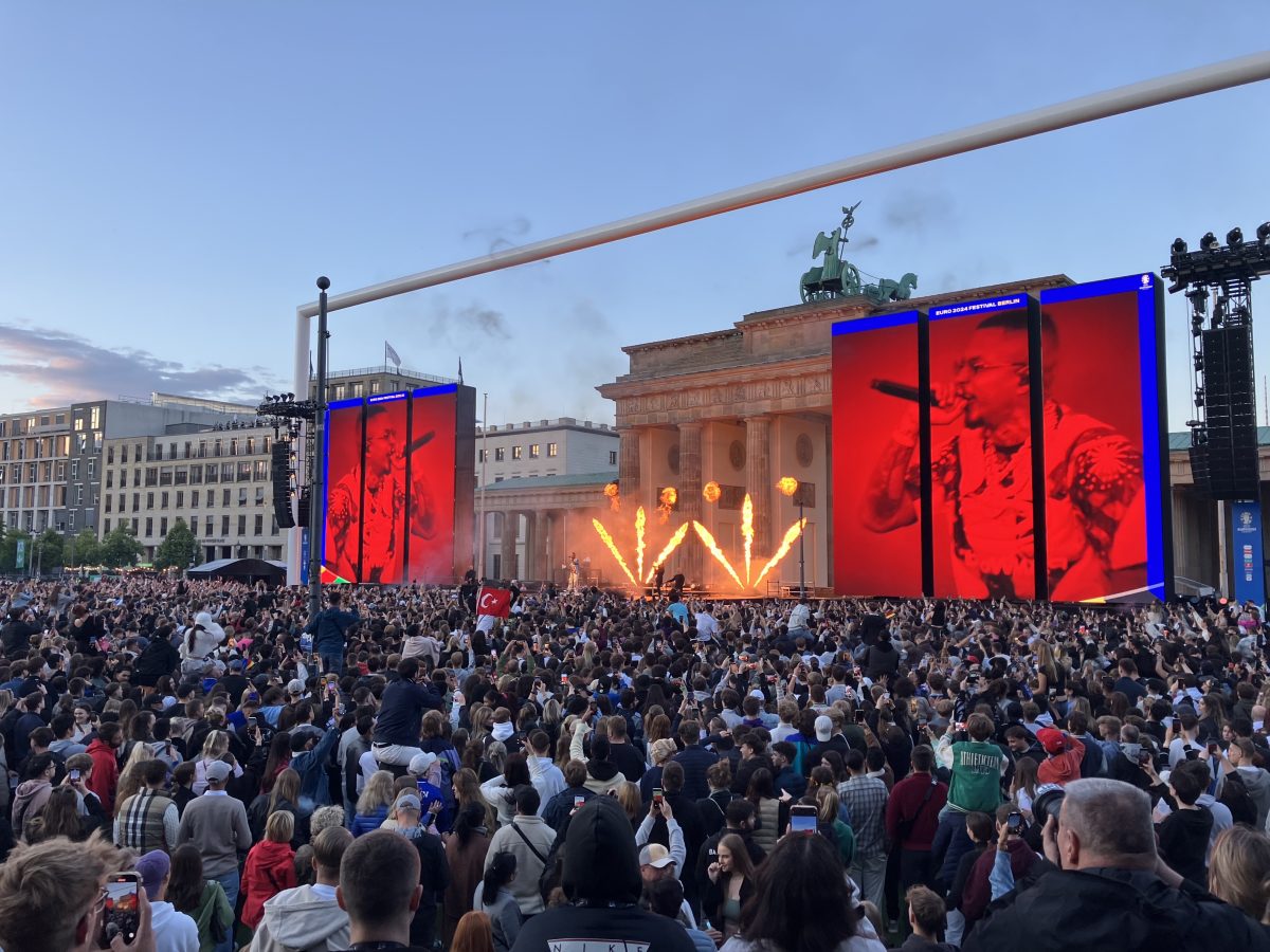 Die EM in Berlin hätte spektakulärer kaum eröffnet werden können.