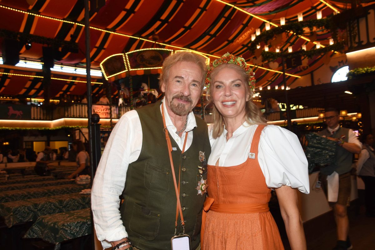 Thomas Gottschalk und Karina plaudern über eine Panne bei ihrer Hochzeit.