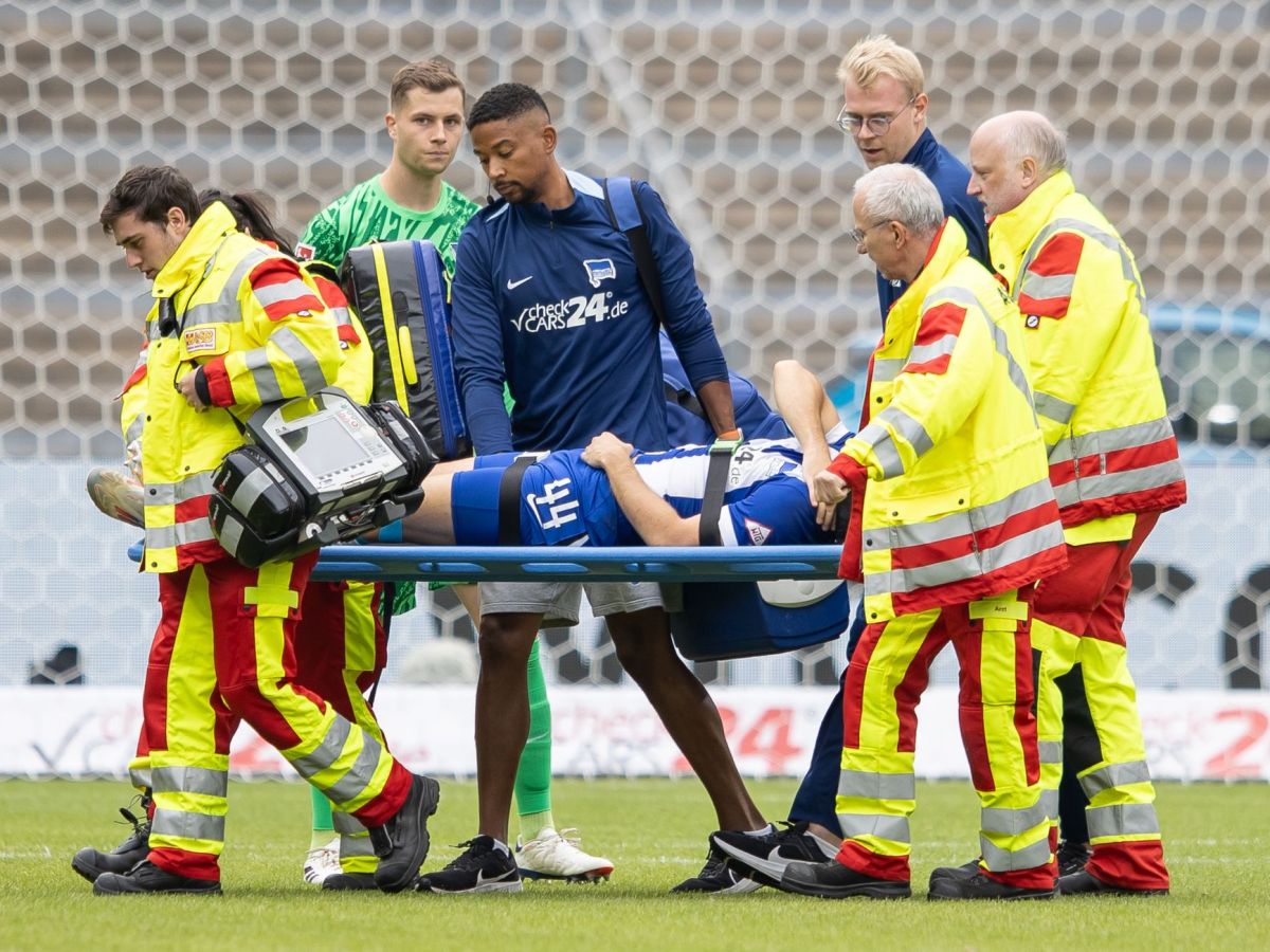 Hertha BSC: Nach Zusammenprall – große Sorge um Linus Gechter