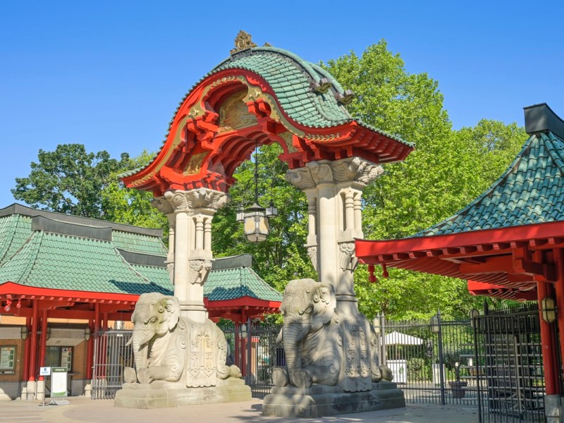 Das Eingangstor vom Zoo Berlin.