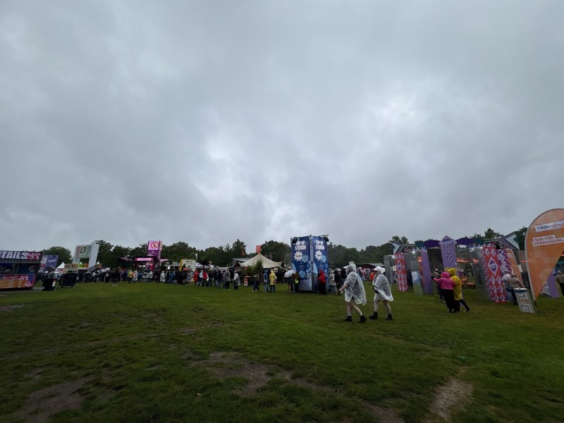 Schlechtes Wetter auf dem Lollapalooza 2025.
