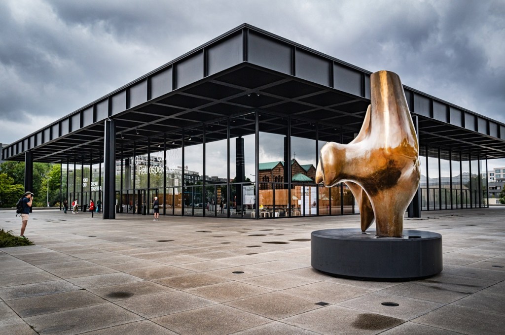 Neue Nationalgalerie von außen